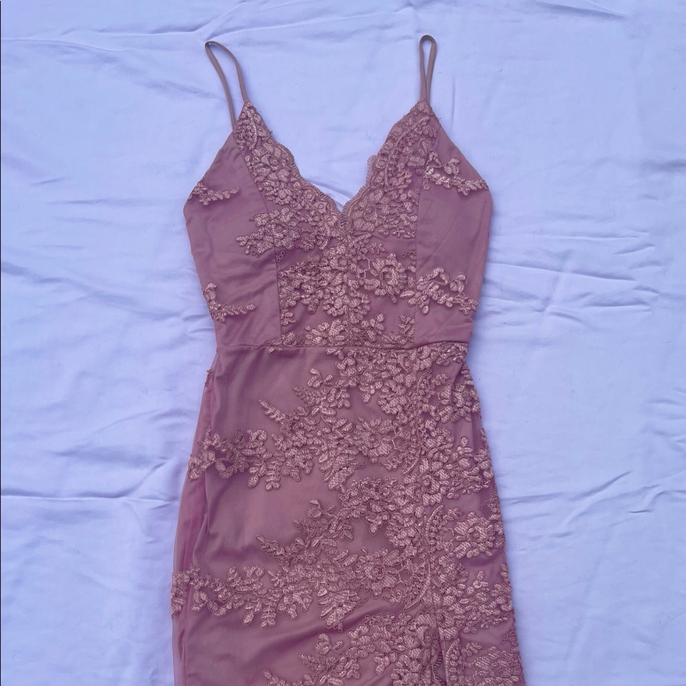Windsor Pink Lace Fitted Formal Dress